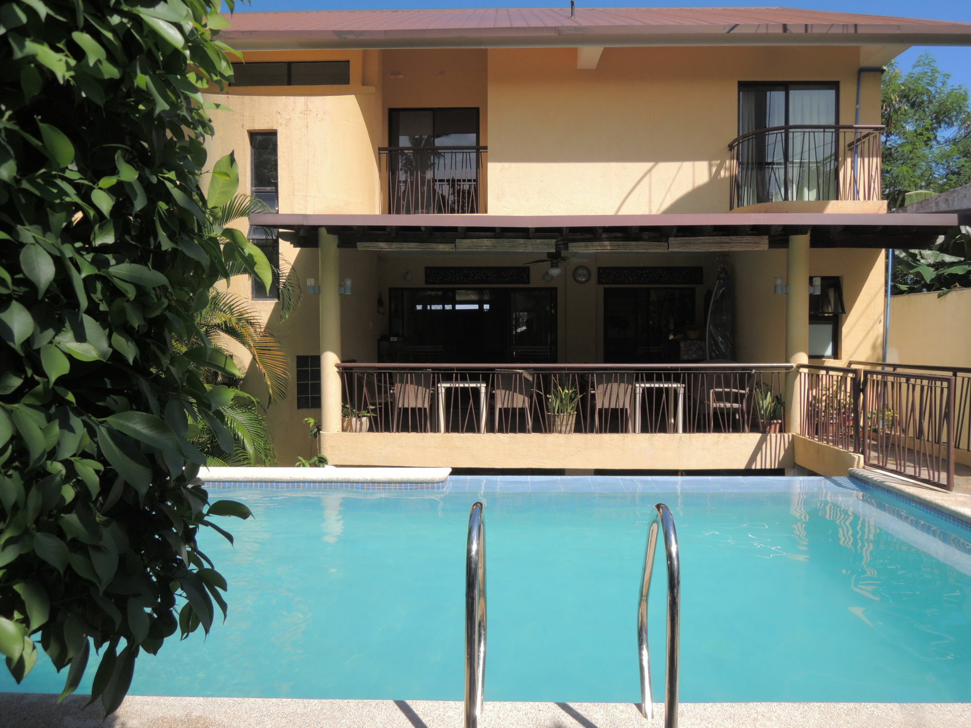 Palms Seaside Inn And Resort Medellin Kültér fotó